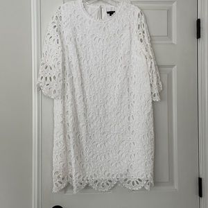Ann Taylor White Scalloped Dress